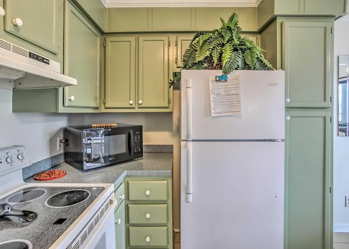 Cozy Myrtle Beach Escape With Resort Amenities!
